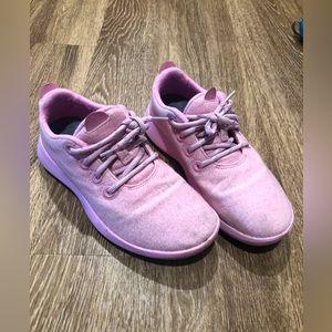 Women’s pink All birds sneakers size 8